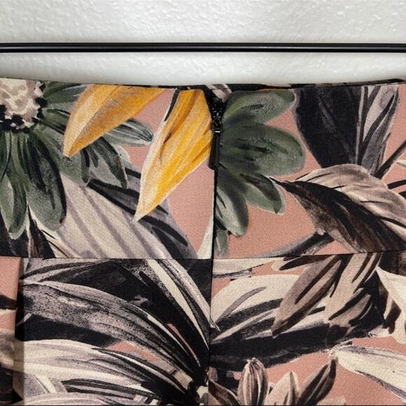 Black Halo Lingering Floral Pleated Mini Skirt Size 0 - Picture 6 of 9